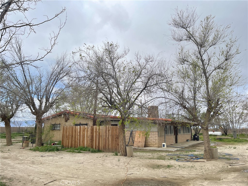 15981 Gaskell Road Property Photo 3