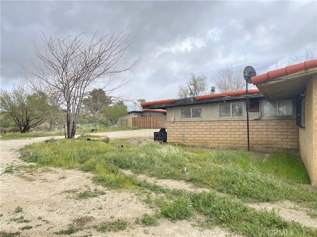 15981 Gaskell Road Property Photo 4