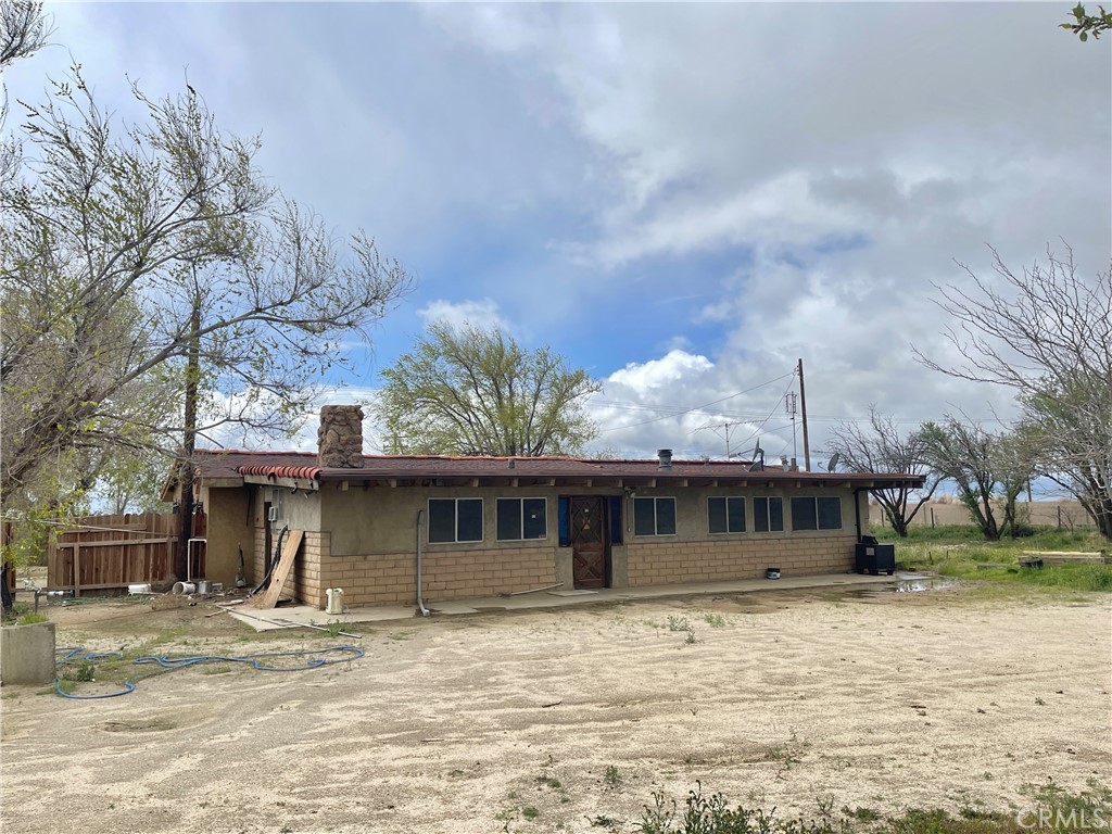 15981 Gaskell Road Property Photo 6