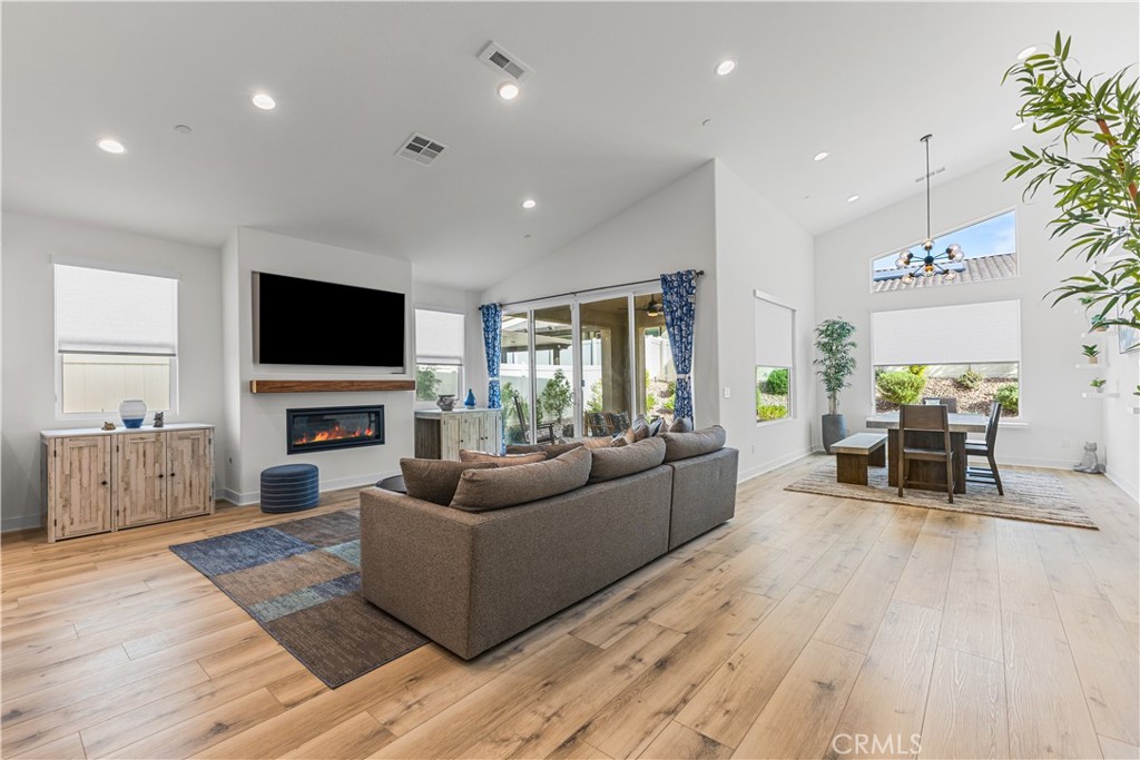 1524 Winding Sun Drive Property Photo 10