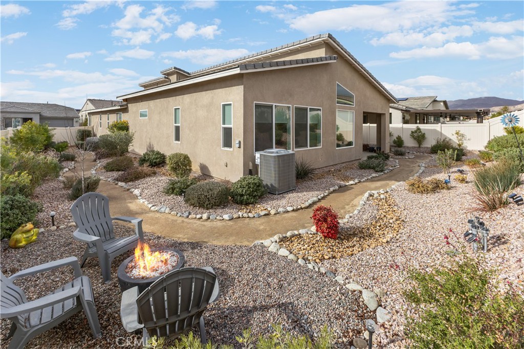 1524 Winding Sun Drive Property Photo 30