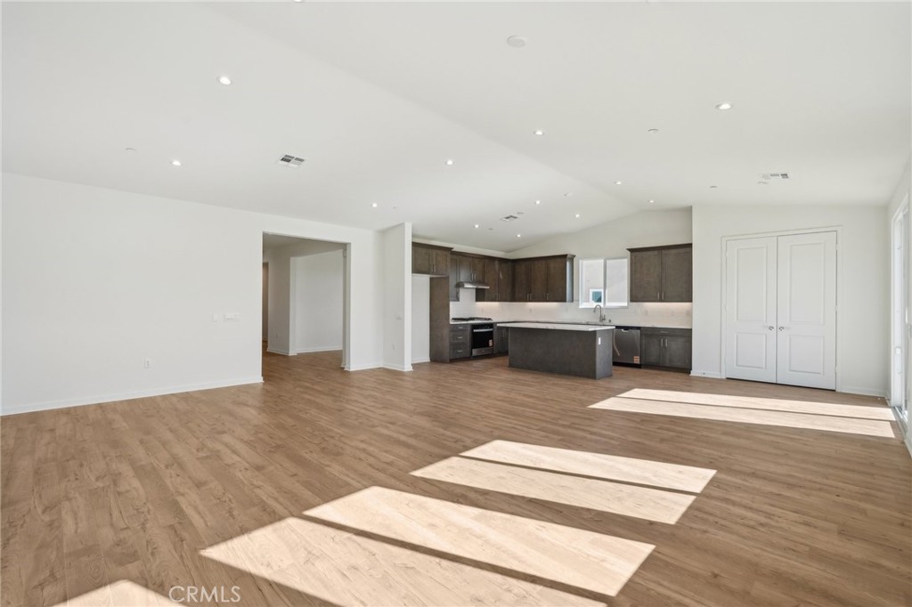 41810 Castello Lane Property Photo 6