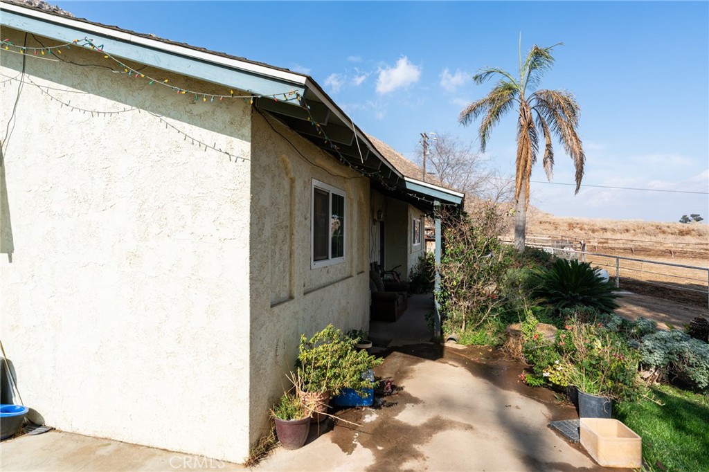 23981 Warren Road Property Photo 16