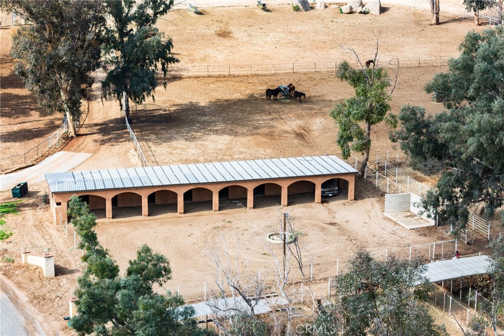23981 Warren Road Property Photo 37