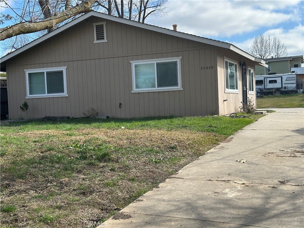 22609 I Street Property Photo 2