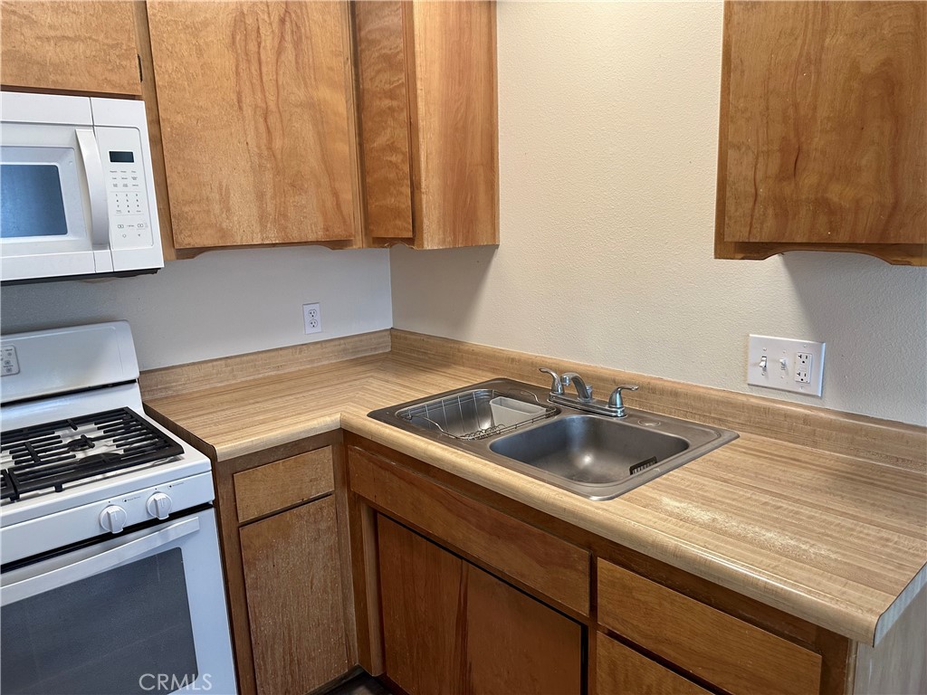 22609 I Street Property Photo 11