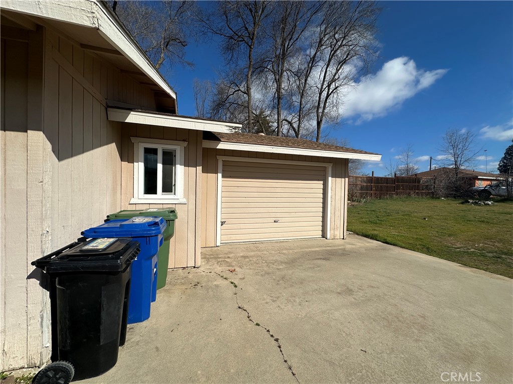 22609 I Street Property Photo 18