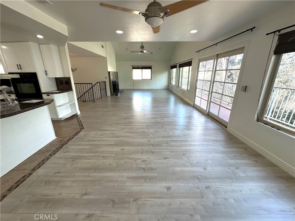 22700 Cascade Drive Property Photo 8