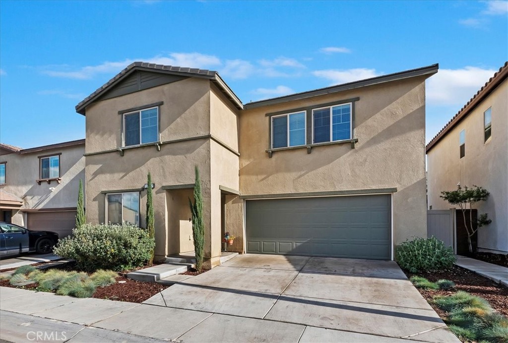 32937 Middlegate Place Property Photo 4