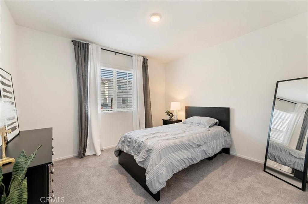 32937 Middlegate Place Property Photo 22