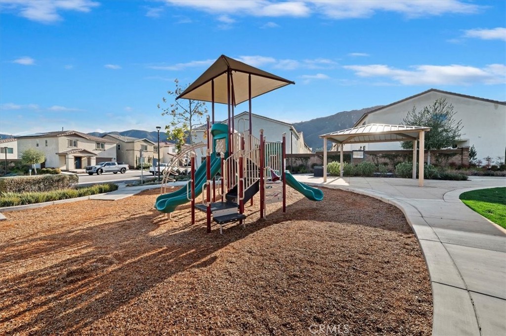 32937 Middlegate Place Property Photo 48