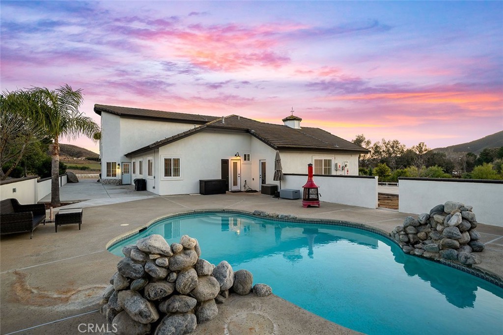 39550 Calle De Companero Property Photo 8