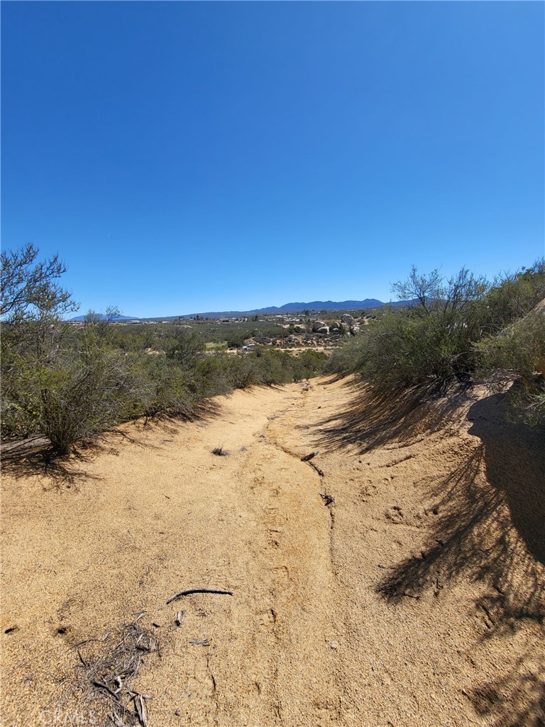 1027 Canyonside Court Property Photo 17