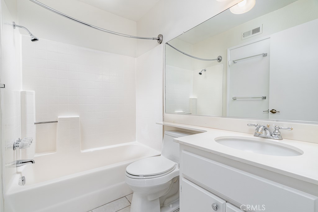 4851 Bermuda Dunes Avenue Property Photo 30