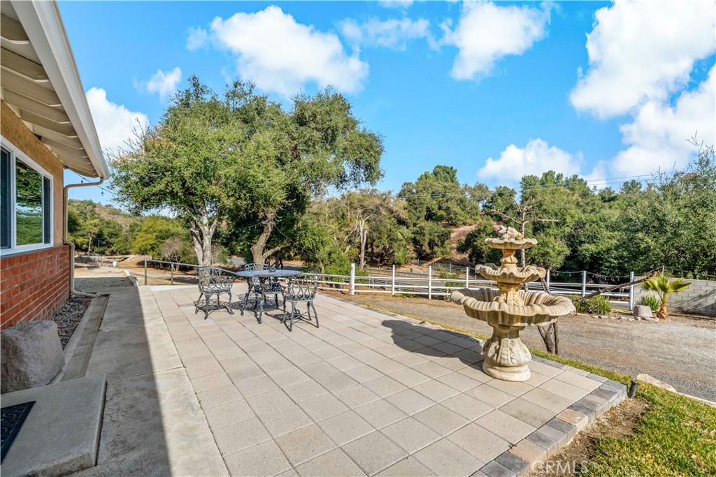 47333 Pala Road Property Photo 5