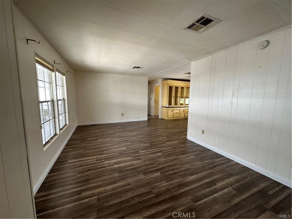 2230 Lake Park Drive 142 Property Photo 3
