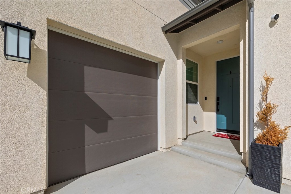 1577 Calle Mayfair Property Photo 5