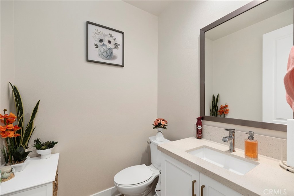 1577 Calle Mayfair Property Photo 23