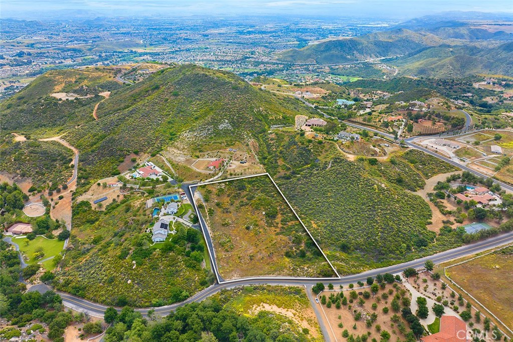 2 Via Baya Property Photo