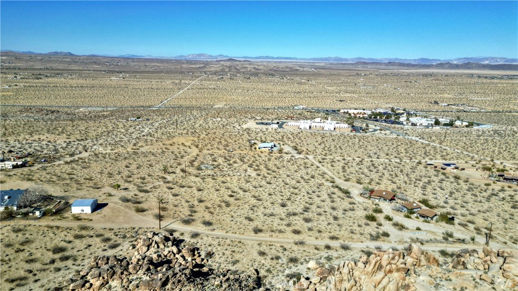 1040 Sullivan Road Property Photo 16