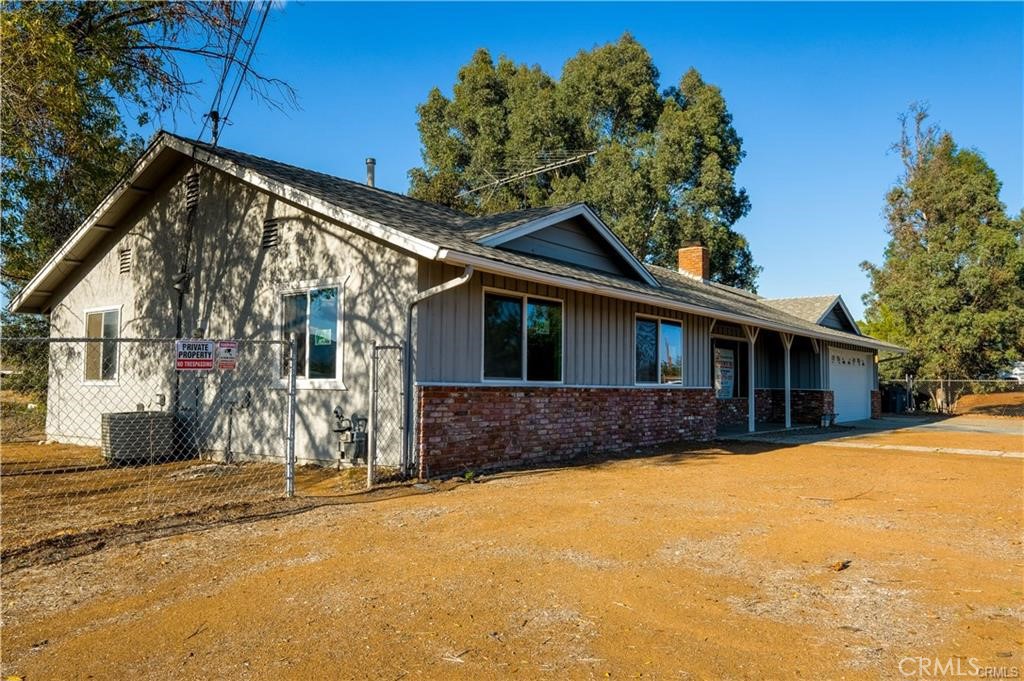 41851 Kalmia Street Property Photo 1