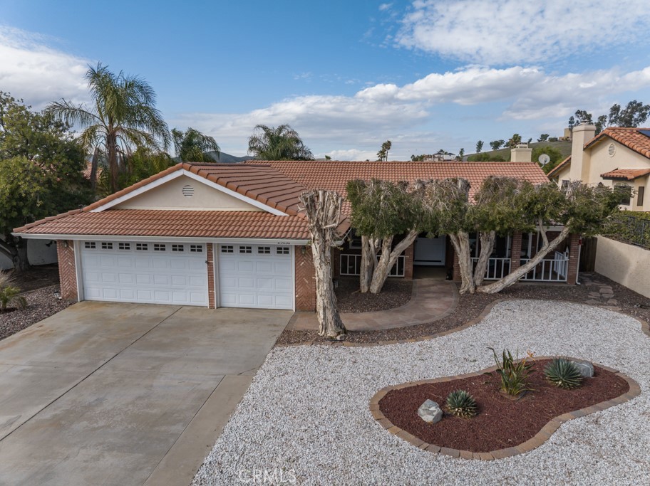 Temescal Real Estate Listings Main Image