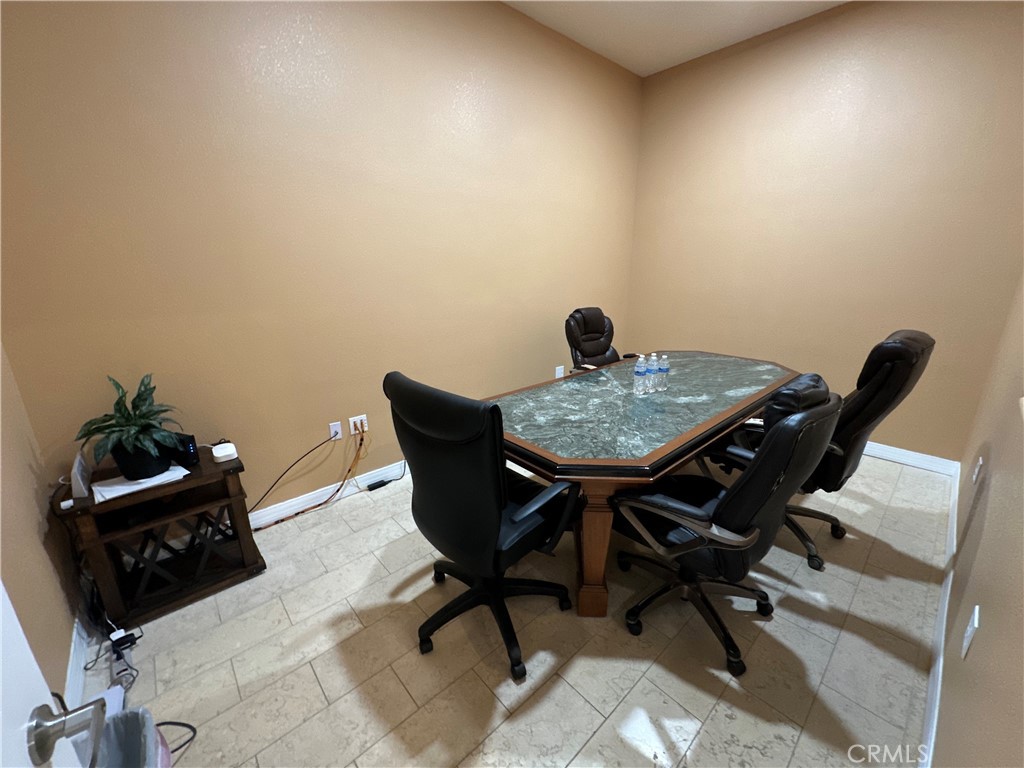 213 W Hobsonway Property Photo 16