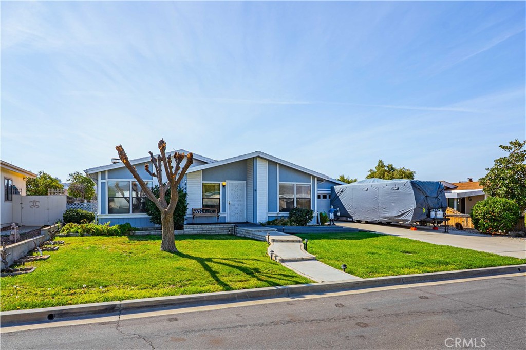44561 Springwood Circle Property Photo