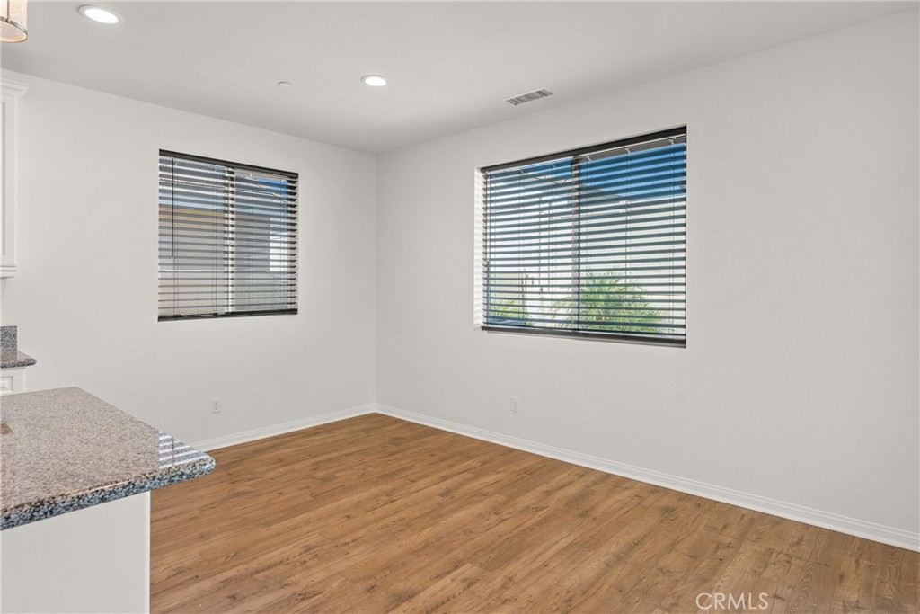32359 Peters Street Property Photo 12