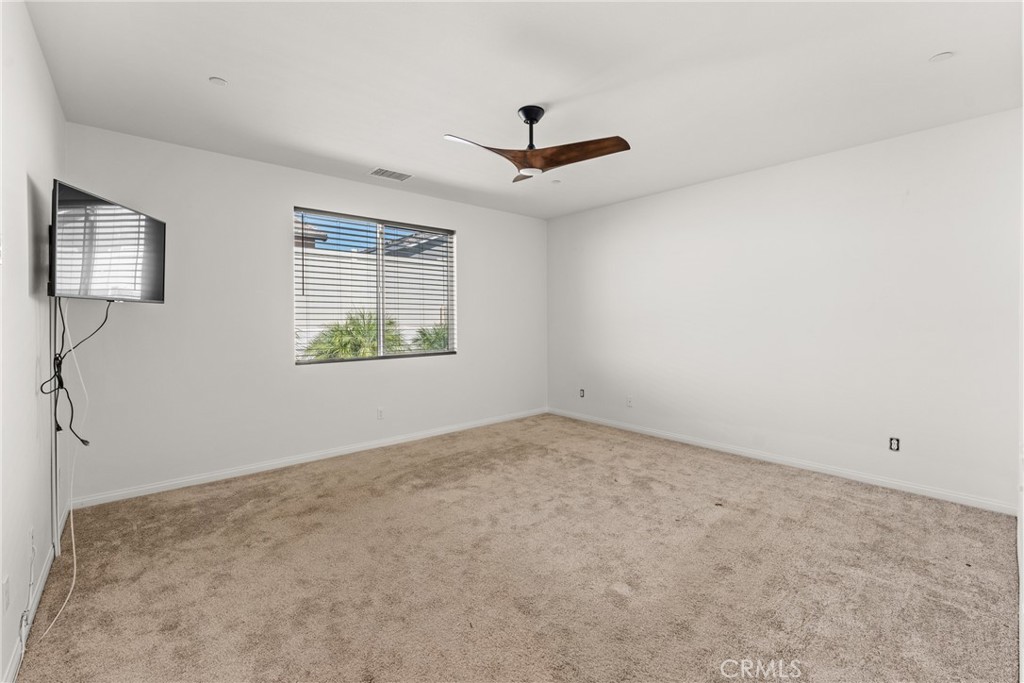 32359 Peters Street Property Photo 16