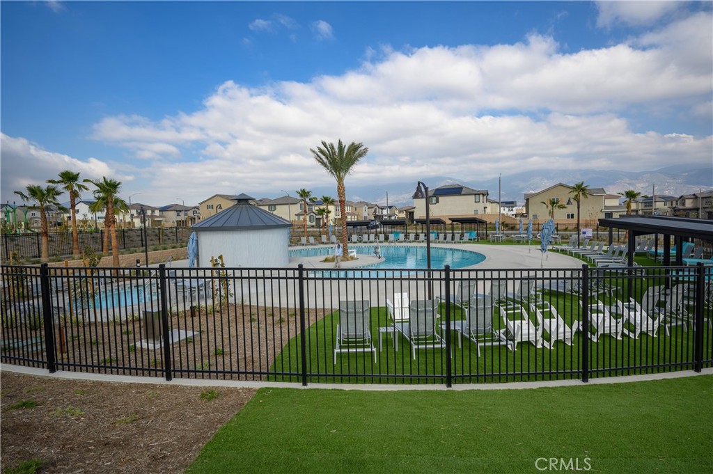 2466 Powell Drive Property Photo 16