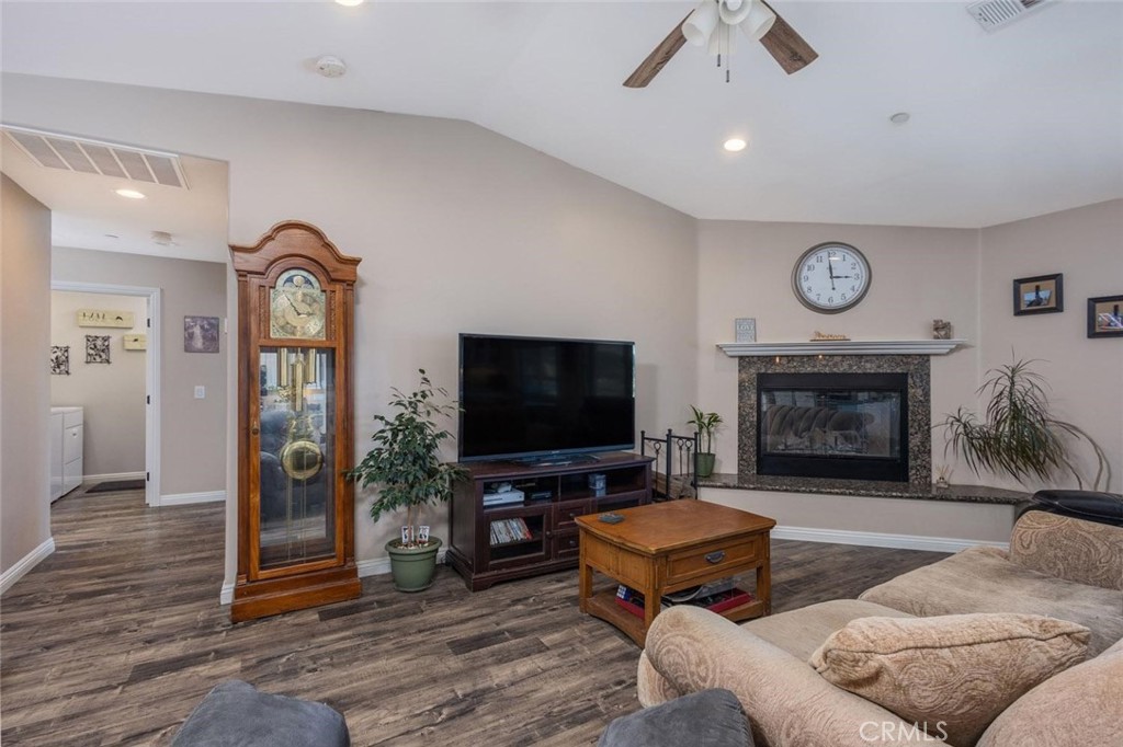 41187 Lake Riverside Drive Property Photo 17