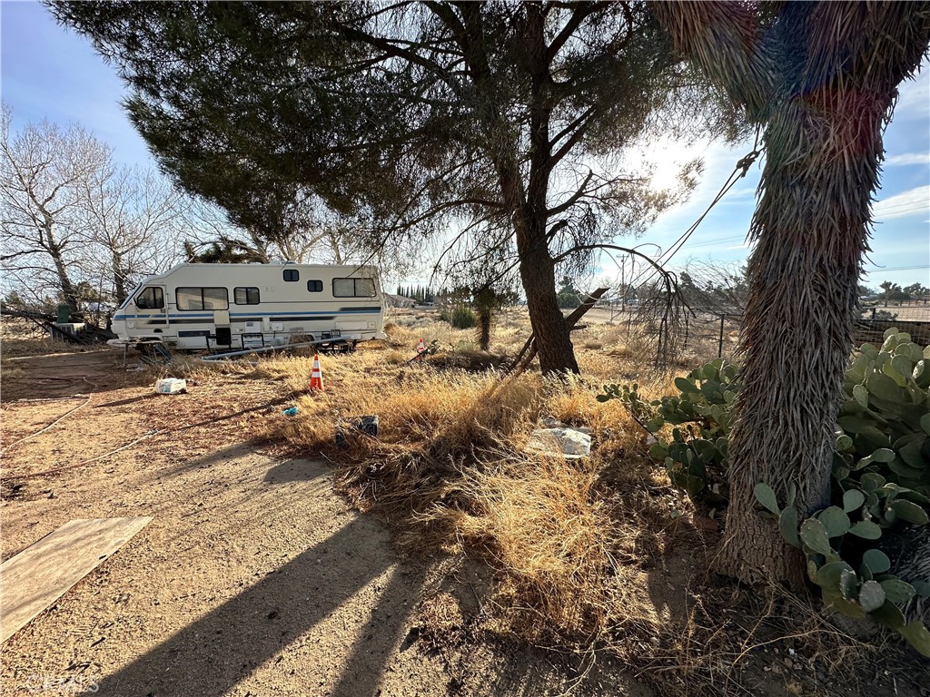 6598 Nielson Road Property Photo 4