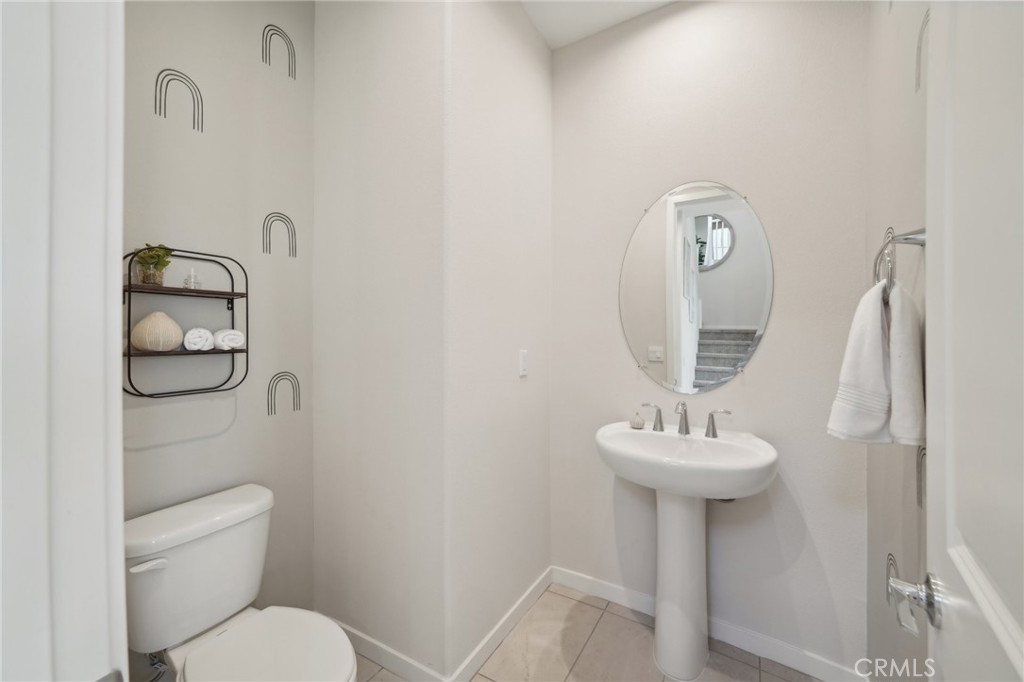 5651 Carreon Way Property Photo 9
