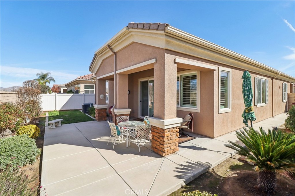 1665 Camino Sueno Property Photo 31