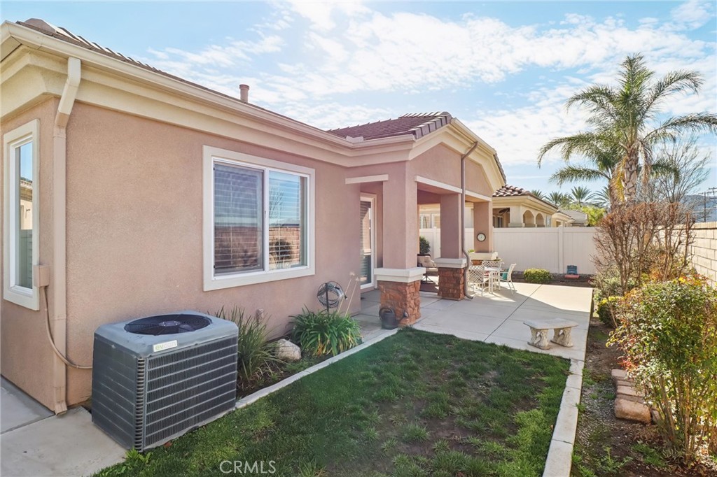 1665 Camino Sueno Property Photo 35