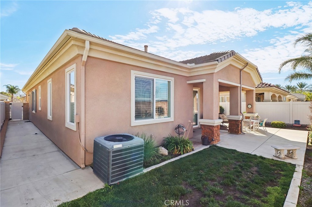 1665 Camino Sueno Property Photo 36