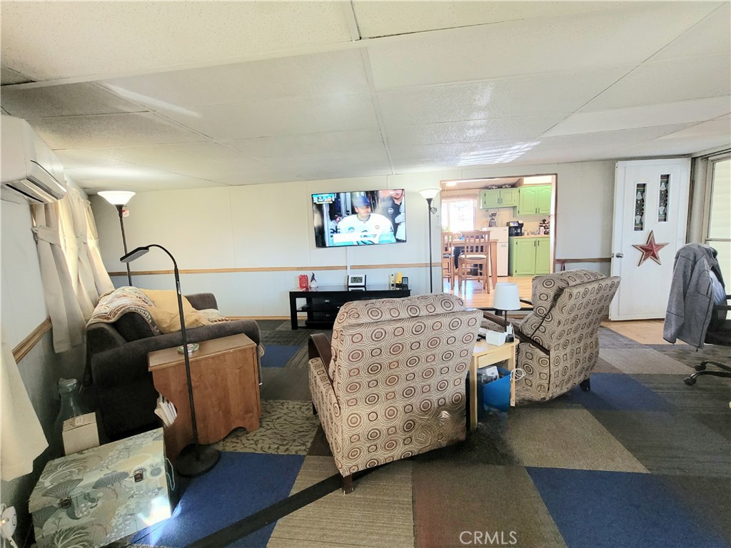 864 Chestnut Drive Property Photo 11