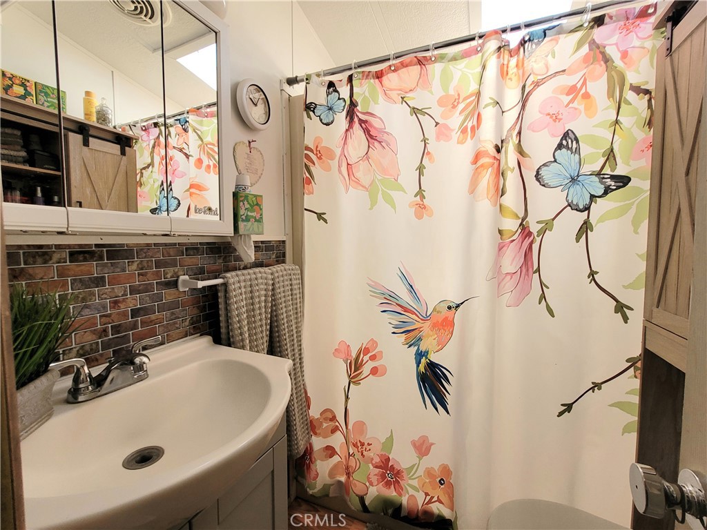 864 Chestnut Drive Property Photo 13