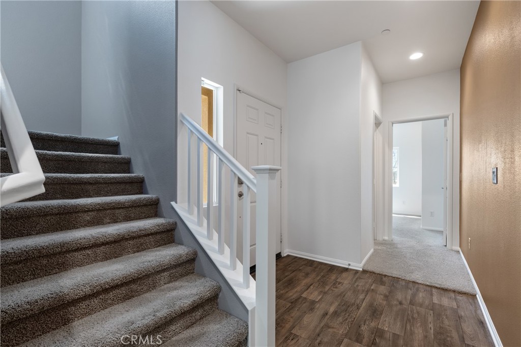11738 Murray Way Property Photo 4