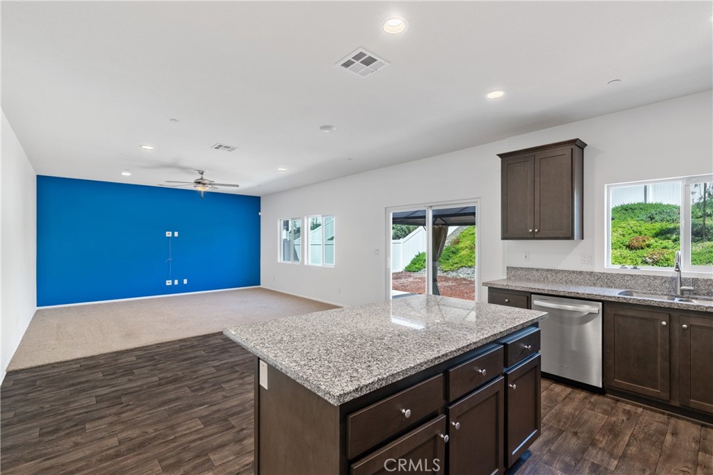 11738 Murray Way Property Photo 10