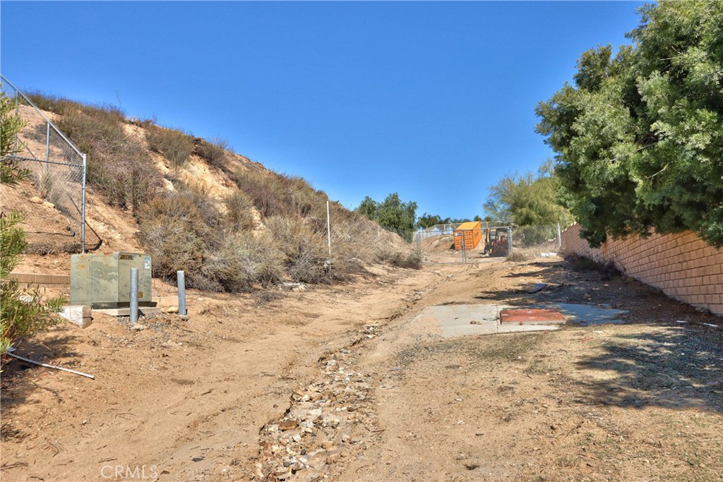 23750 Adams Avenue Property Photo 8