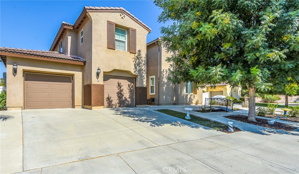 740 Multnomah Court Property Photo