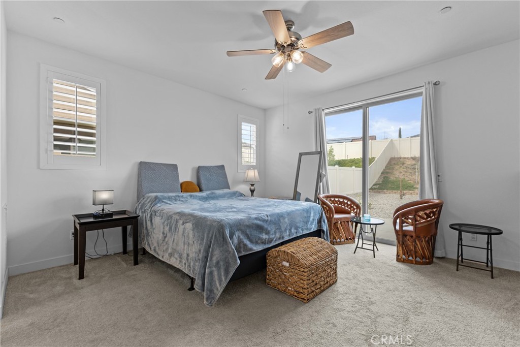 1620 Village Green Way Property Photo 12