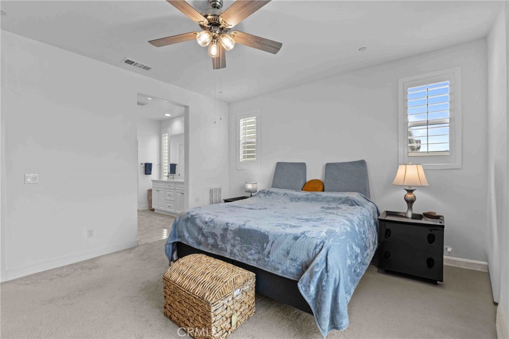 1620 Village Green Way Property Photo 13