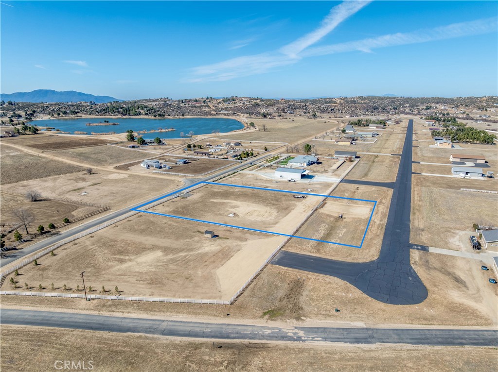 330 Sky Harbor Way Property Photo