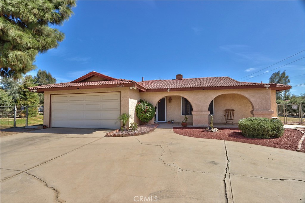 25602 Malaga Road Property Photo 4