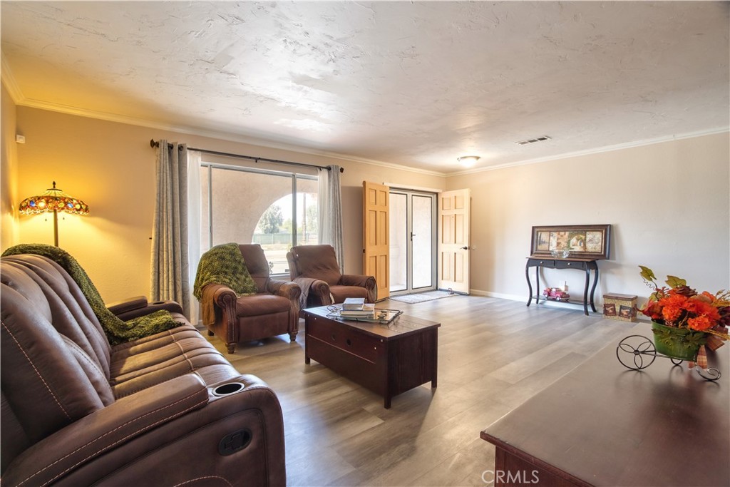 25602 Malaga Road Property Photo 12