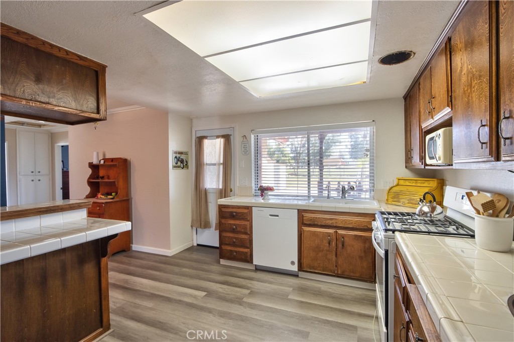 25602 Malaga Road Property Photo 17