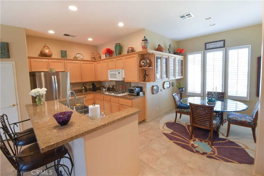 44397 Mesquite Drive Property Photo 5